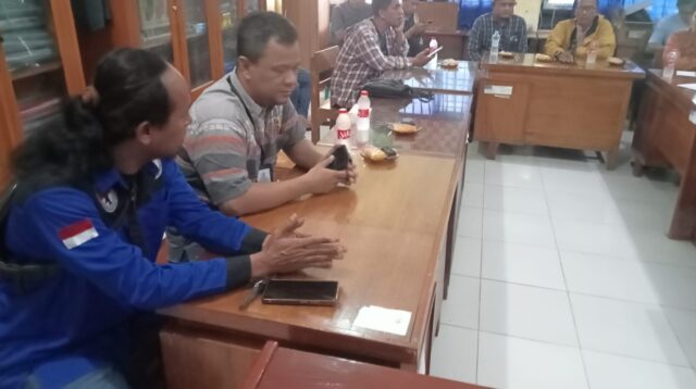Tahan Ratusan Ijazah, Wali Murid Mengadu Ke LBH Adhiyaksa