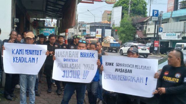 Puluhan Ormas Probojoyo dan LSM Robin Hood 23 Mendatangi Bank BSI, Klarifikasi Terkait Proses Lelang