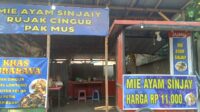 Nikmati Sensasi Rujak Cingur Surabaya di Pekalongan, Sambalnya Bikin Nagih!