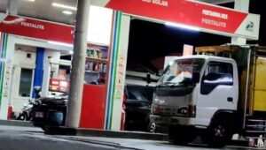 Diduga Dua Oknum Polisi Lepaskan Truk Pengangsu Solar Subsidi di Temanggung, Kapolres Diminta Turun Tangan 