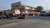 Aturan Perlintasan Kereta Api, yang Bandel Trobos Siap - Siap Kena Denda!