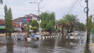 Diguyur Hujan Semalam Pusat Pemerintahan Tergenang Air